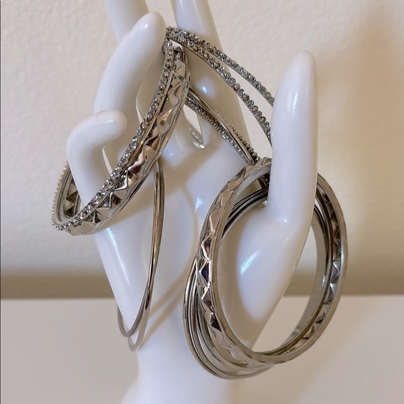 Vintage Collection of 12 Silver Tone Bangle Bracelets - Picture 1 of 4
